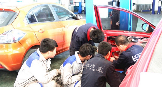 资阳汽修学校