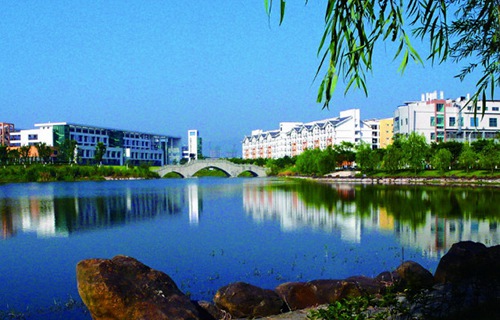重庆科技学院