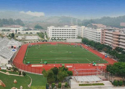 东兴区东方科技职业技术学校2025年学费多少