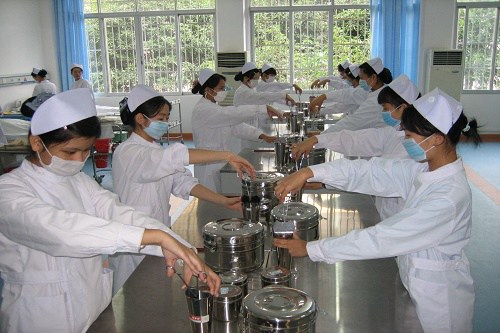 四川省卫校的招生电话是多少？