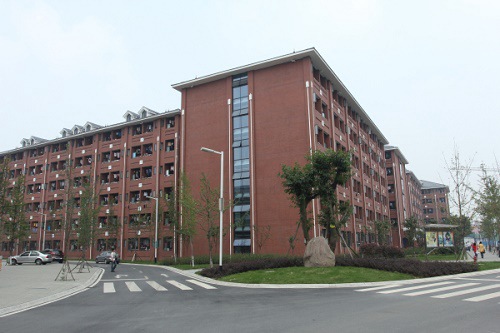 2023年成都纺织高等专科学校五年制大专招生计划