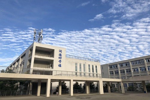 成都工业职业技术学校开设有哪些专业