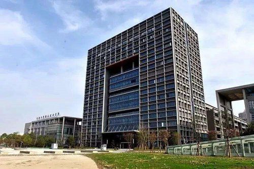 四川省成都工程职业技术学校学费高不高