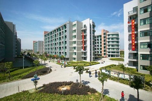 2023年梓潼县第一高级职业中学校学费是多少