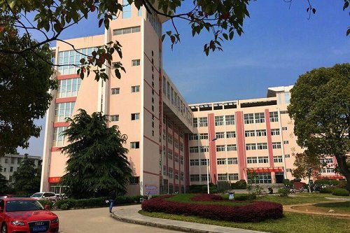 四川省古蔺县大村职业中学校联系电话