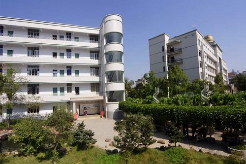2023年四川省古蔺县大村职业中学校学费