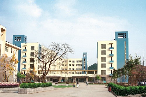 四川省广元市职业高级中学校的乘车路线