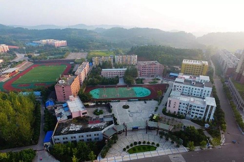 2023年四川省遂宁市安居职业高级中学招生要求