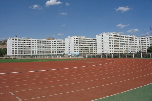 四川省隆昌县石燕职业中学联系电话