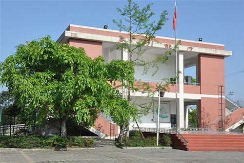 2023年马边彝族自治县民族职业中学招生计划